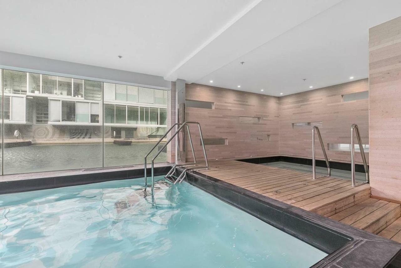 Two Bedroom Apartment - Pool, Gym & Free Parking! โอ๊คแลนด์ ภายนอก รูปภาพ