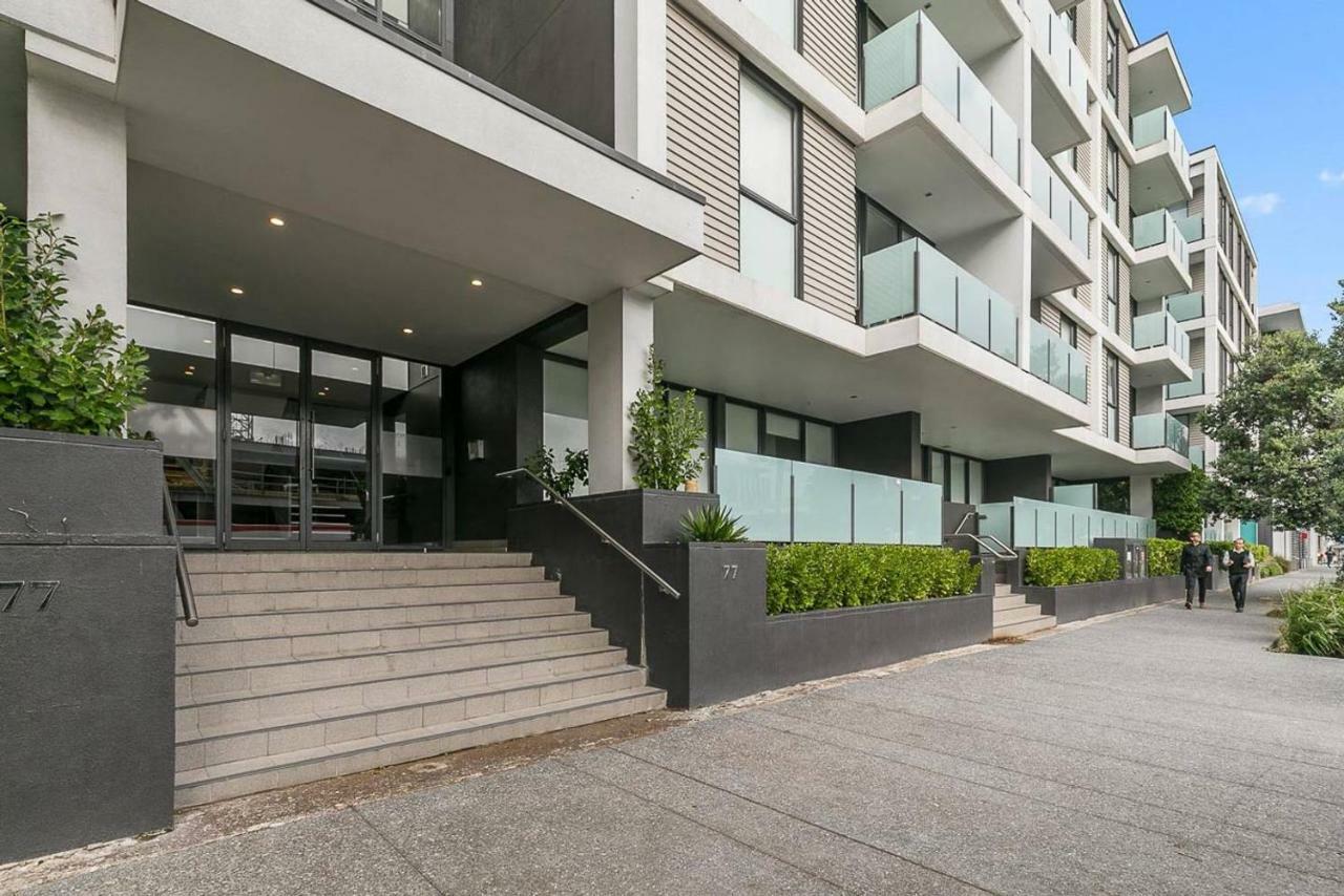 Two Bedroom Apartment - Pool, Gym & Free Parking! โอ๊คแลนด์ ภายนอก รูปภาพ